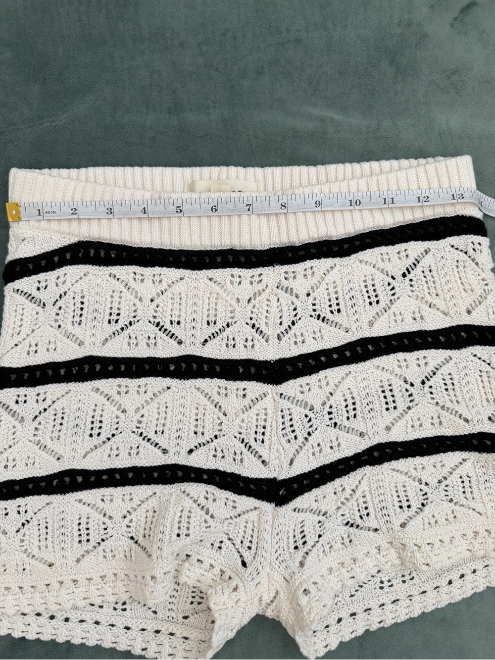 L*Space Crochet Knit Shorts Cover Up White Black Cotton Beach Swim Size Small - Picture 4 of 6